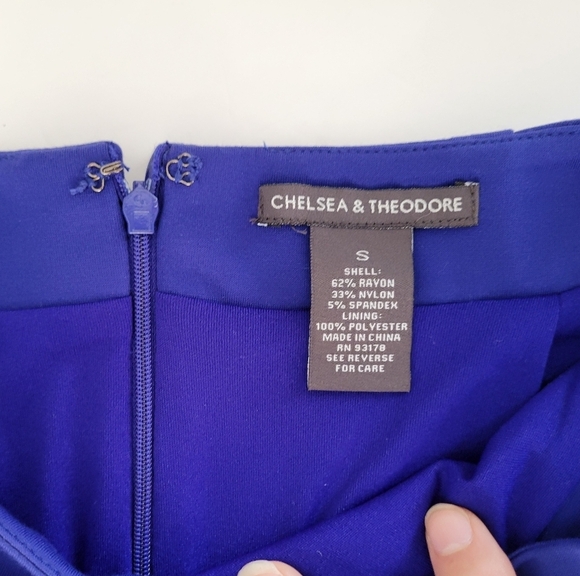 Chelsea & Theodore Royal Blue Side Slit Back Zip Up Midi Pencil Skirt - Picture 6 of 7